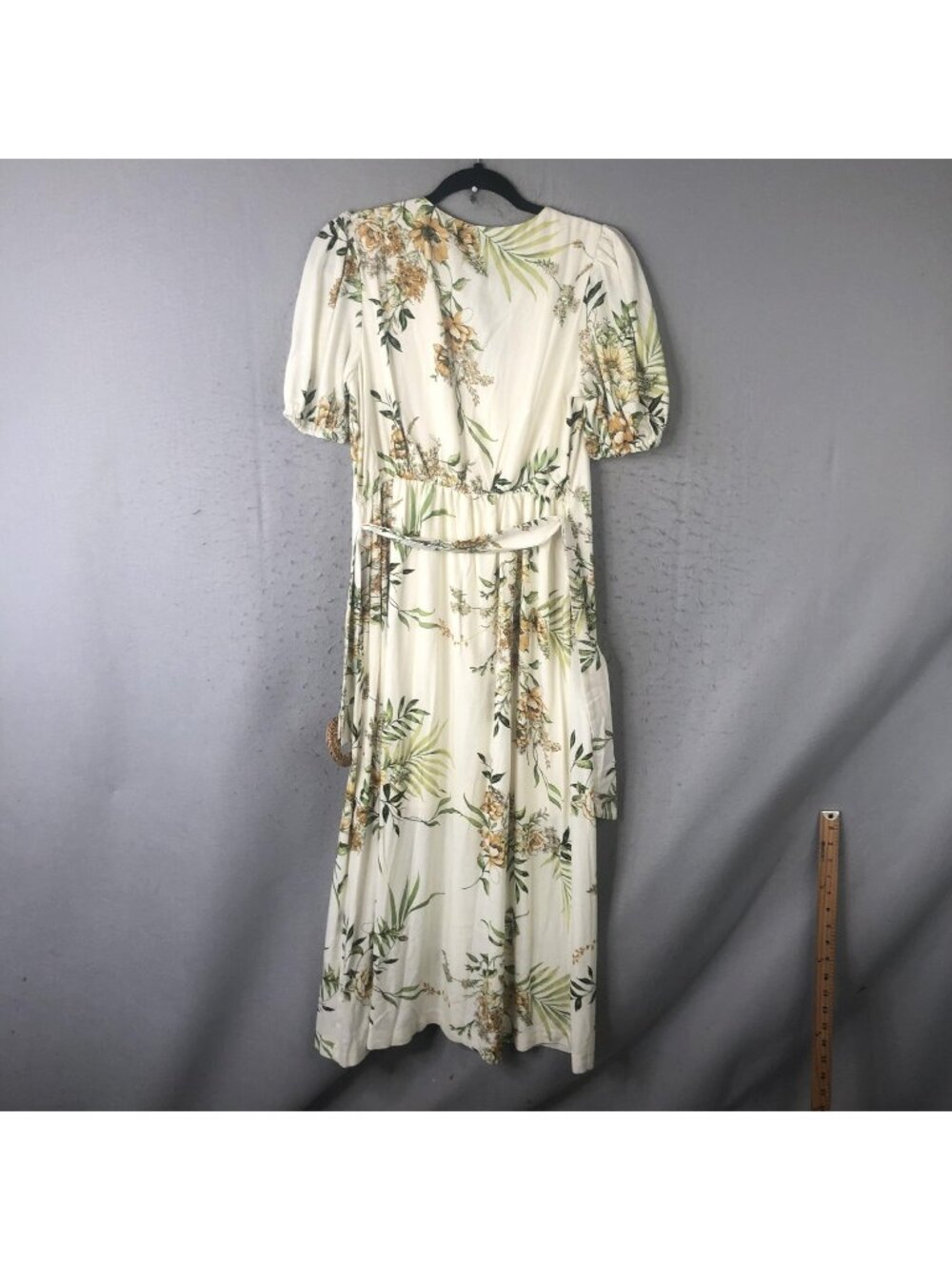 VICI Dress Womens M White Floral Maxi Puff Sleeve Button Belted Boho Tropical